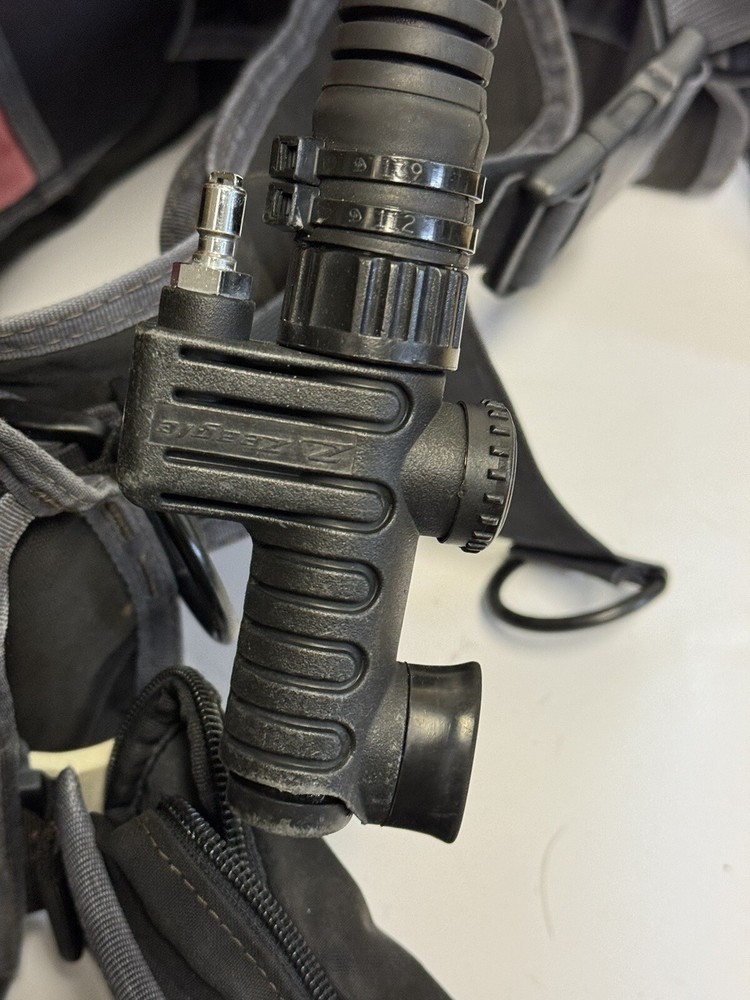 Zeagle Resort PLUS w/Inflator - M