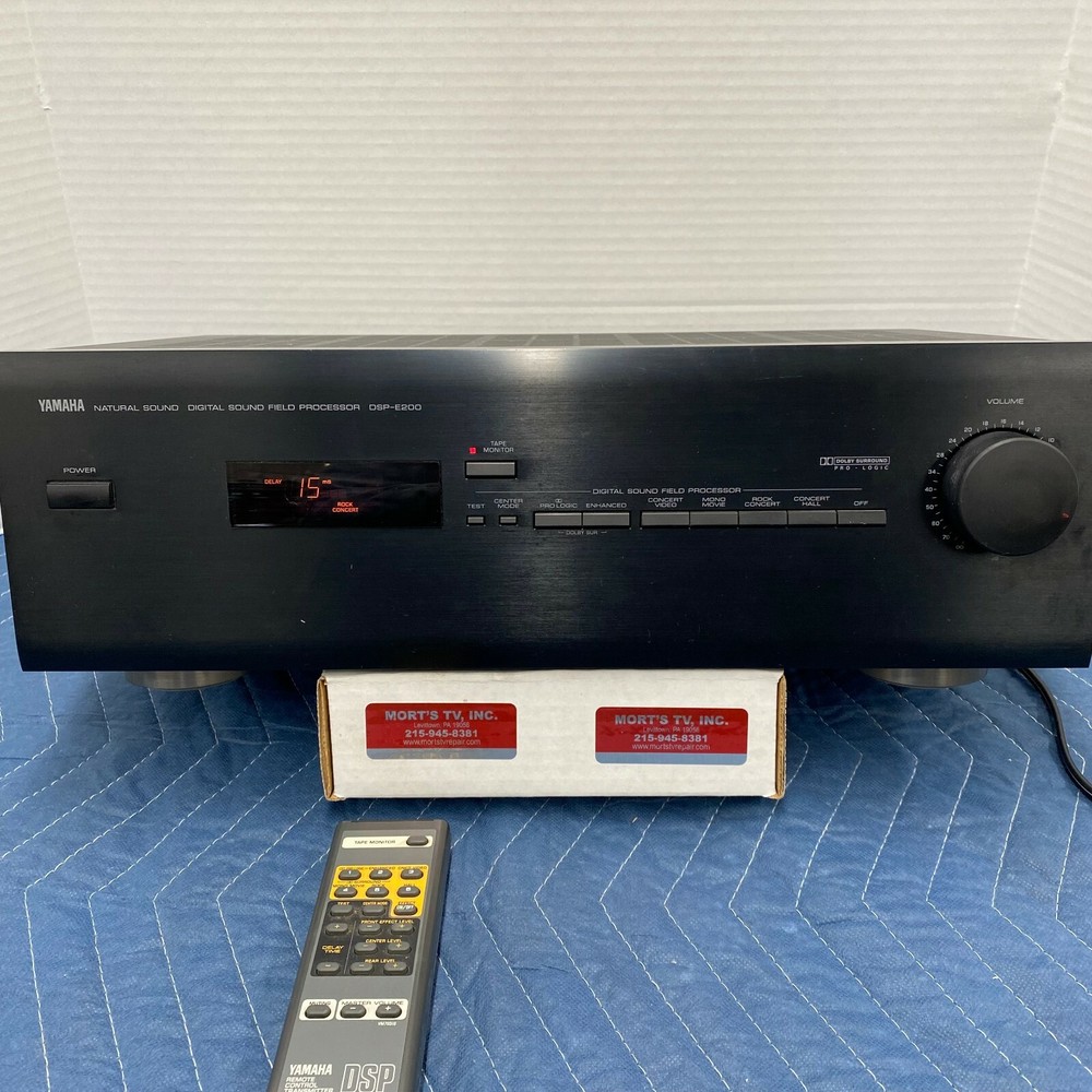 YAMAHA DSP-E200 DIGITAL SOUND FIELD PROCESSOR  - SERVICED - CLEANED - TESTED