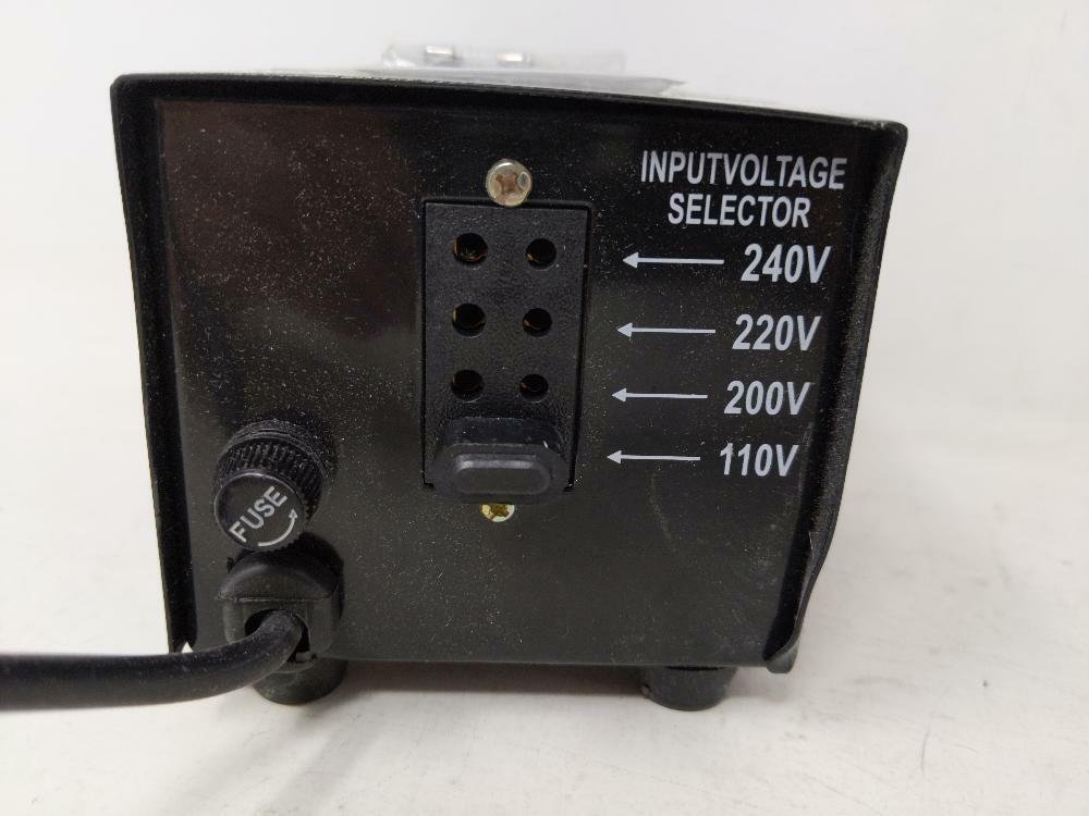 AED International Step Up & Down Transformer VC-100 - 110-240V