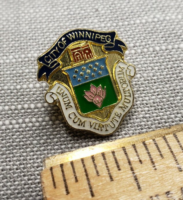 Vintage Pin Winnipeg Canada H86