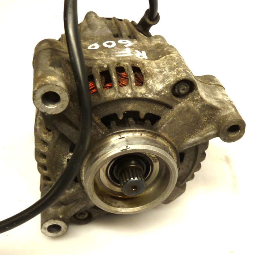 Suzuki RF600 Alternator .
