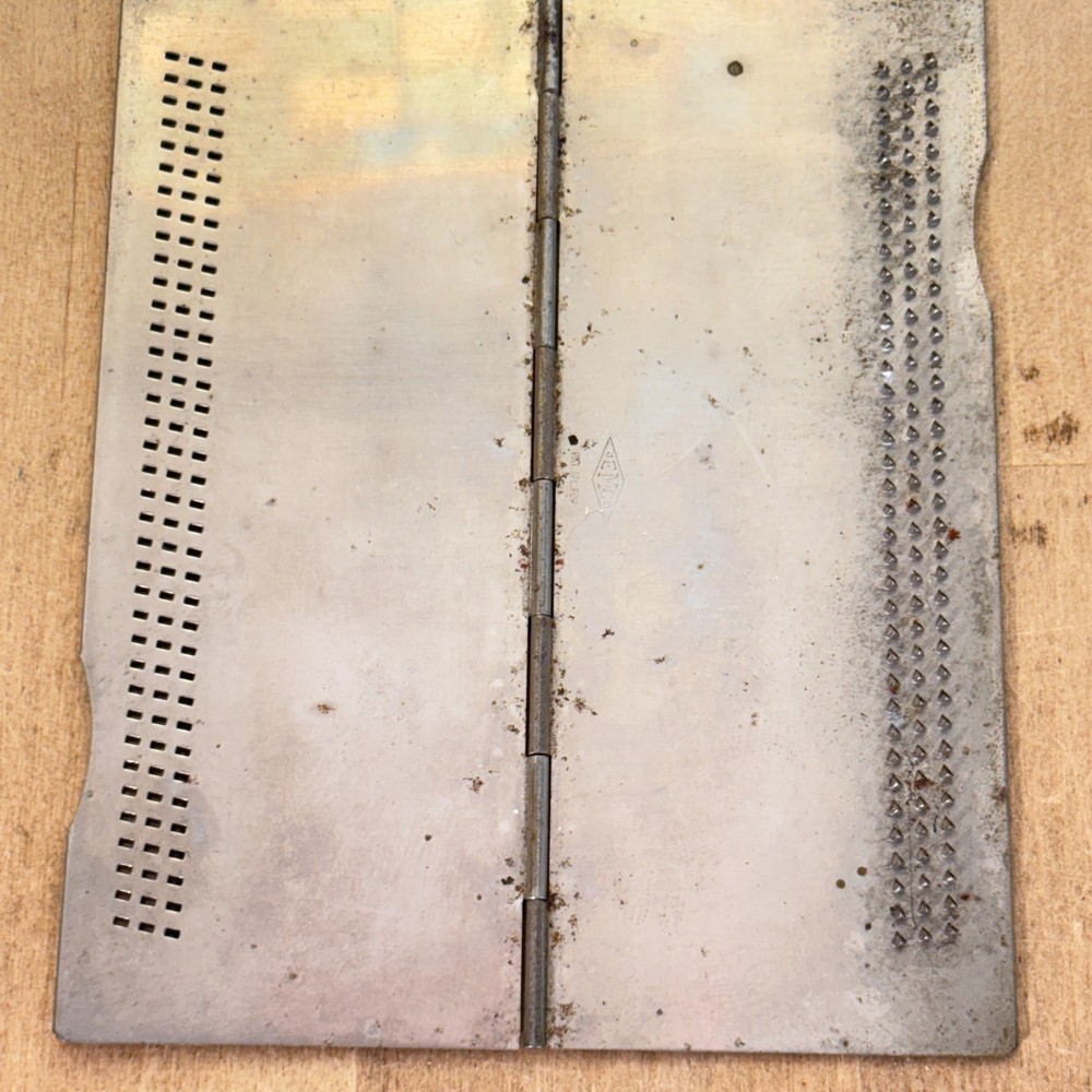 Vintage Office Paper Crimper, Stapleless Binding, 4.25"