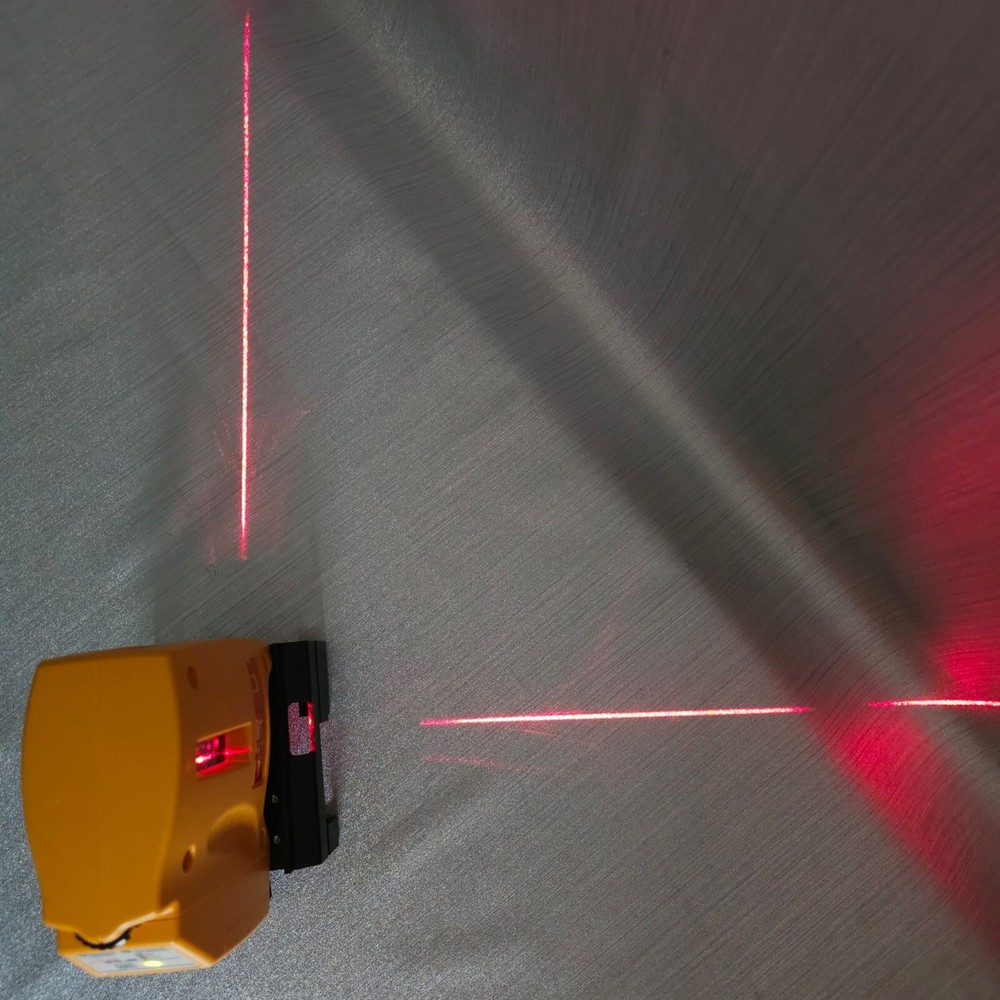 PLS Laser Tracer 90° Angles - PROFESSIONAL Self Leveling - NEW