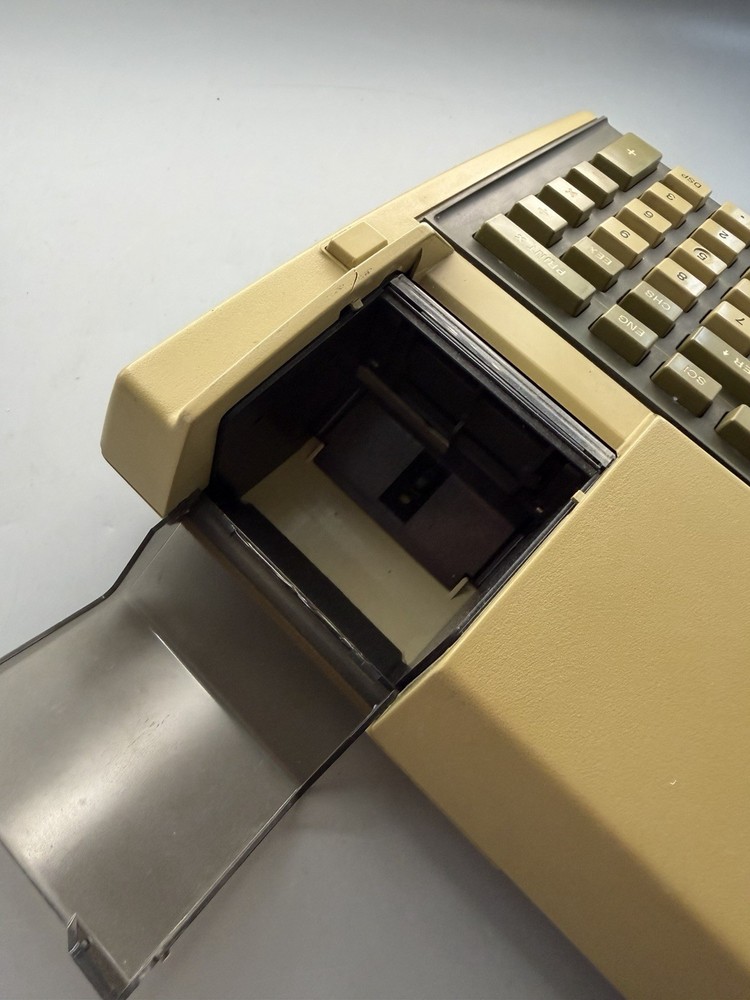 NICE VINTAGE HEWLETT PACKARD 97 CALCULATOR UNTESTED UNIT ONLY