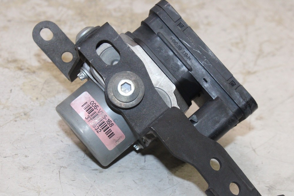 18-23 KAWASAKI NINJA 400 OEM ABS PUMP UNIT MODULE