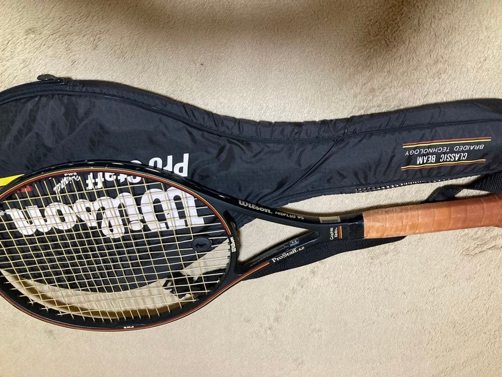 Wilson MIDPLUS 95 tennis racket