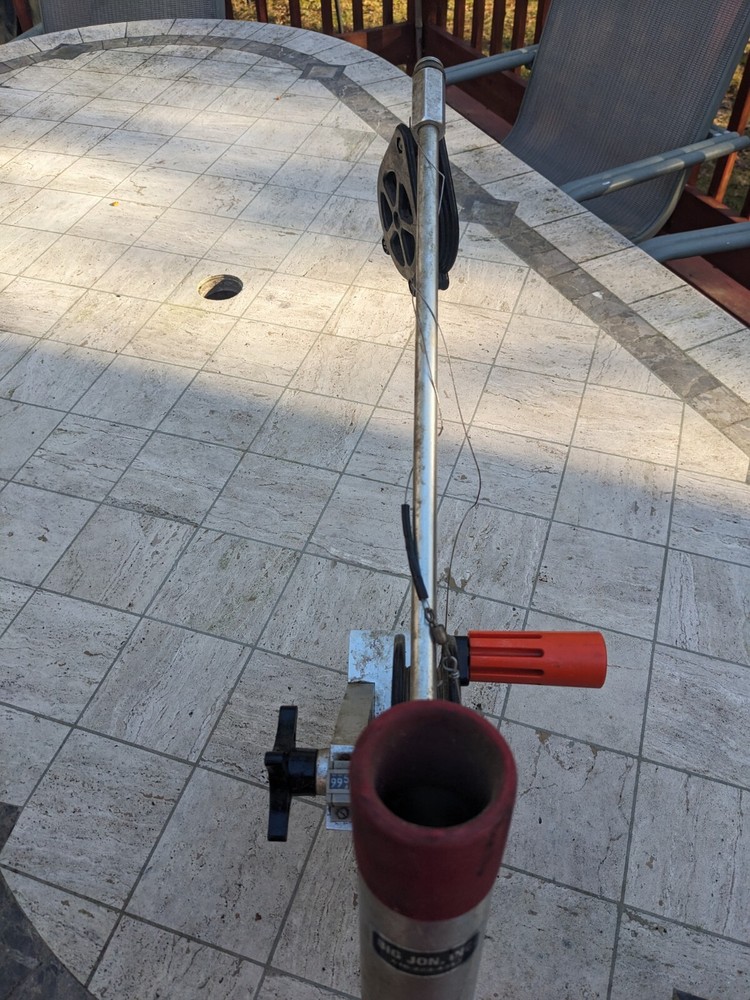Big Jon Aluminum base Downrigger +Rod Holder