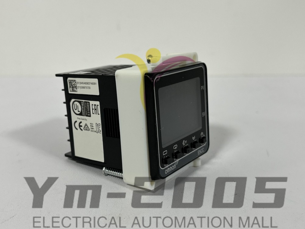 Omron-E5CC-RX2DSM-800 24VAC/DC Temperature Controller 1PCS NEW