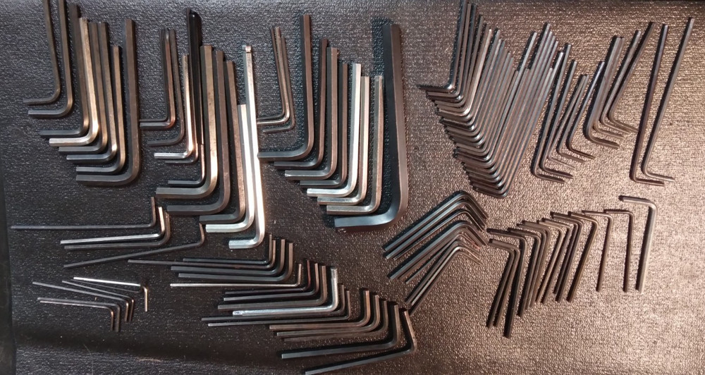 ASSORTED ALLEN WRENCHES 112 PCS. 2 LBS.