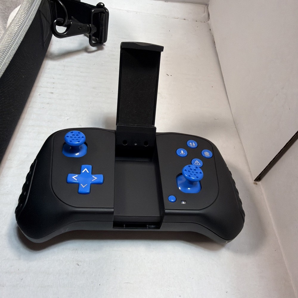 SNAPTAIN S5C Black Blue Quadcopter Drone with Controller & Case, Tested & Works