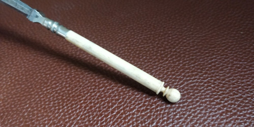 Vintage Antique drafting Pen with white handle Bone? or similar material