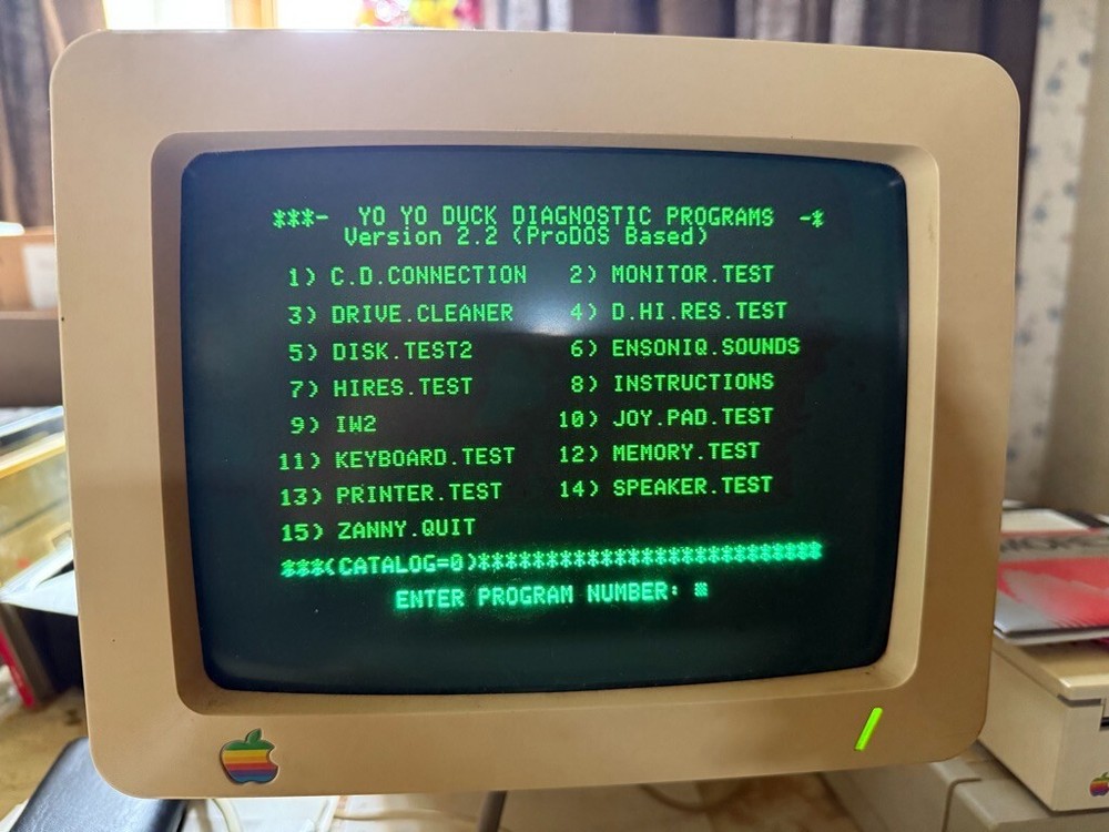 Apple 2 software: PUBLIC DOMAIN EXCHANGE - Yo Yo Duck - 5.25 disk
