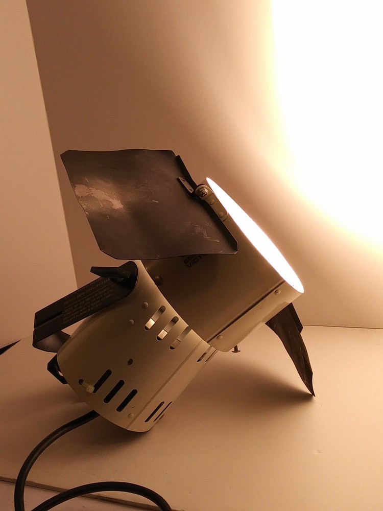 Smith Victor Lamp w/Barn Doors Q60 Video Lighting Unit