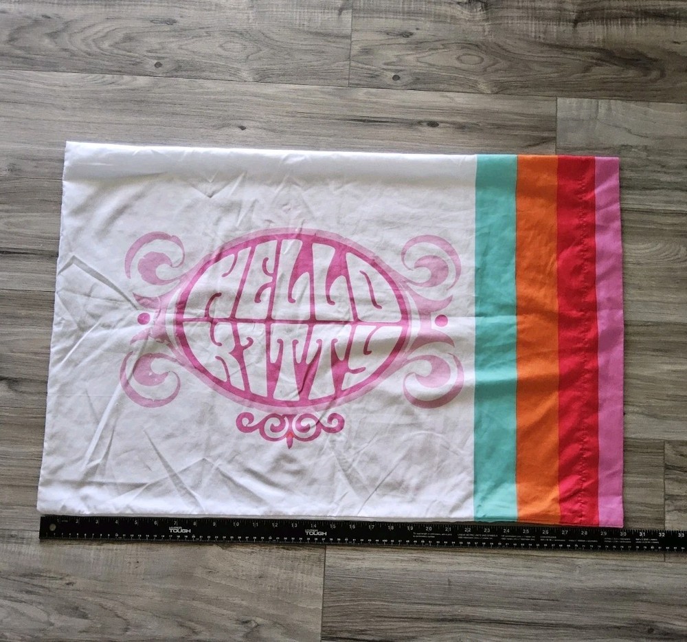 Hello Kitty Sanrio 2 Pillowcases Standard Two-sided Peace