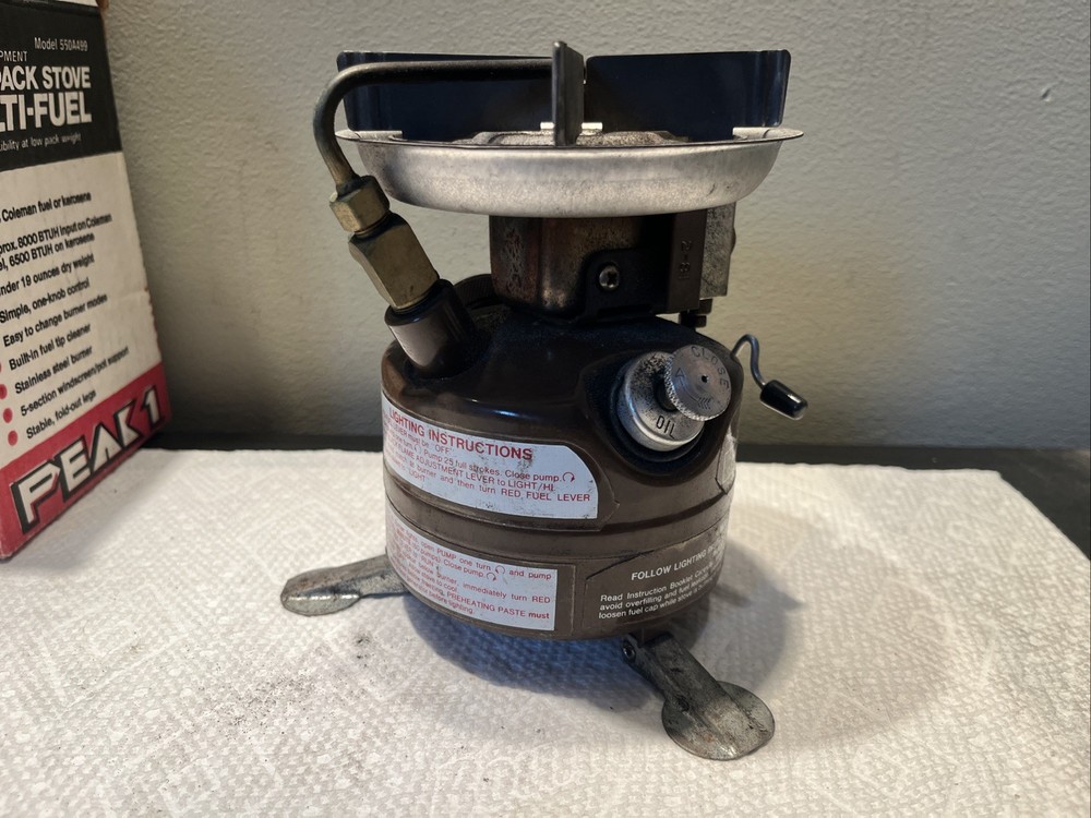 Coleman Peak 1 Model 400 Backpacking Stove