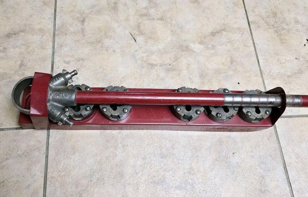 Reed 71 Ratcheting Pipe Threader 1/4"- 1"