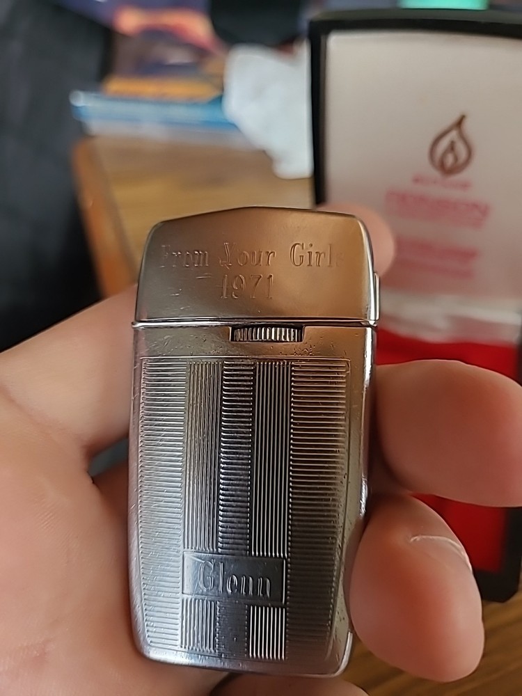 Vintage RONSON VARAFLAME Lighter Engraved Original Case