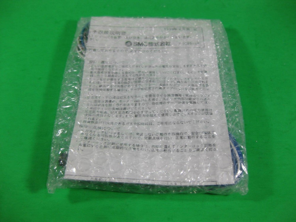 SMC Compact Pressure Switch -- ZSE1-T1-55CL -- New