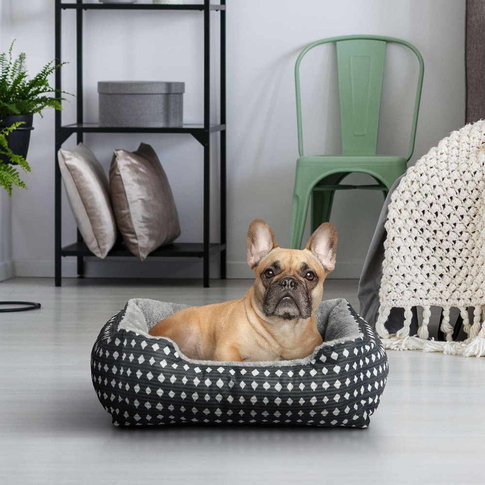 Small Dog or Cat Bed, Black 19" x 15"