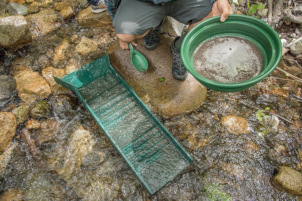 Lightweight Plastic Sluice Box - 10" W x 30"L