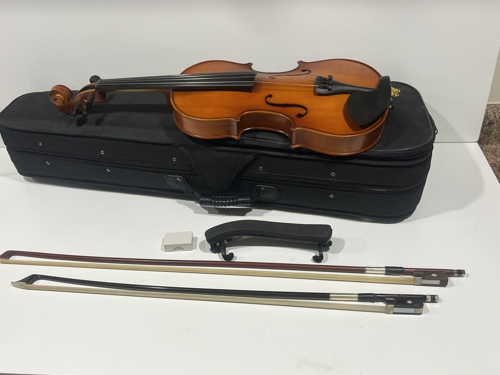 Full Sized Classic Kaizer Violin Set