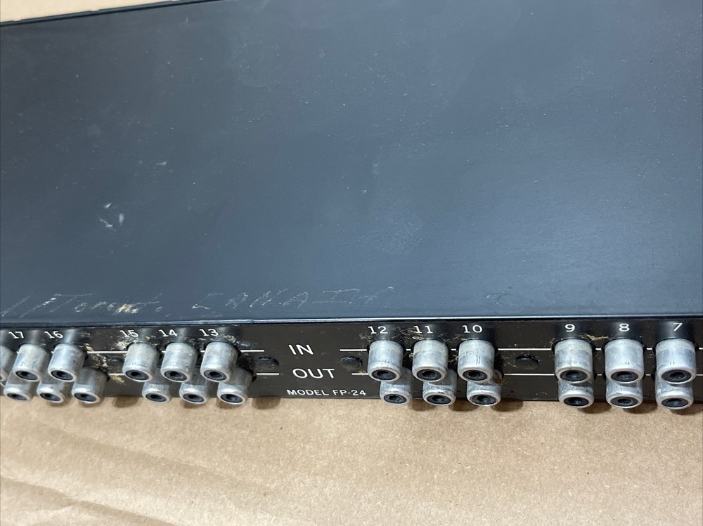 Russound FP-24 Rackmount Audiojack