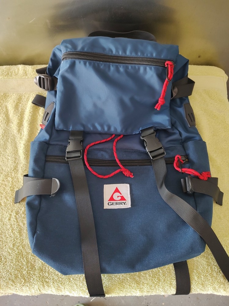 Gerry Outdoor - Multi Compartment Backpack Water Resistant Navy Blue