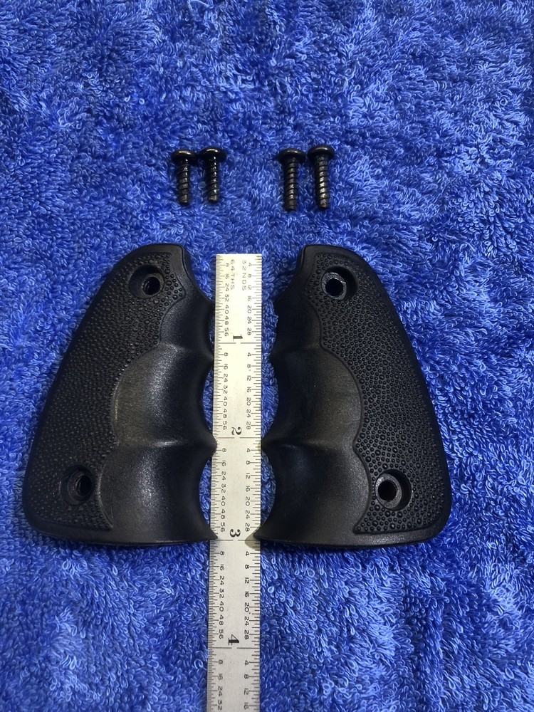 BARNETT BOWS Crossbow QUAD 400 Replacement Pistol Grips New