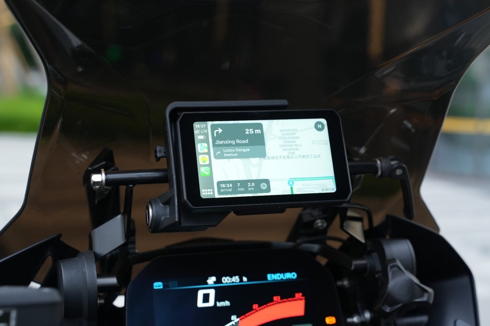 Chigee AIO-5 Play for BMW Smart Digital Display CarPlay and Android Auto