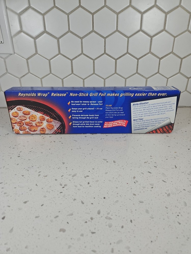 Reynolds Wrap Release Non-Stick Grill Foil Perforated 6 Sheets