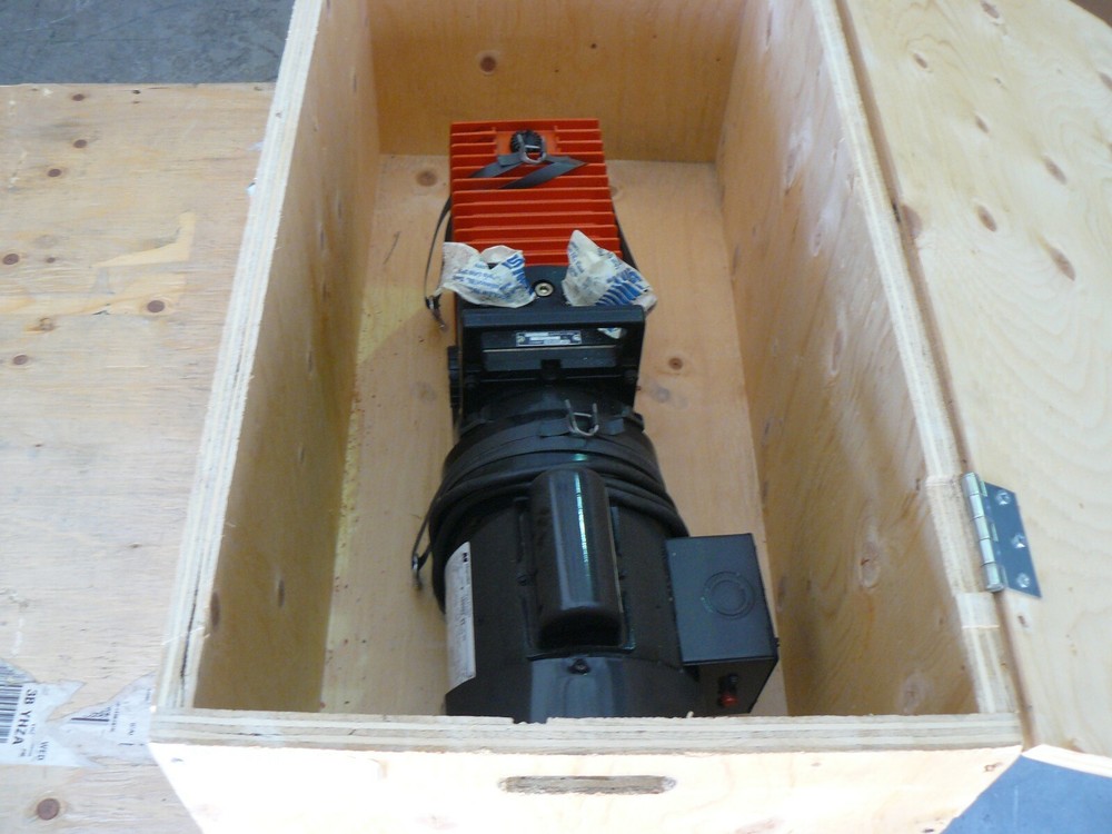 Alcatel 2012A dual stage rotary vane vacuum pump