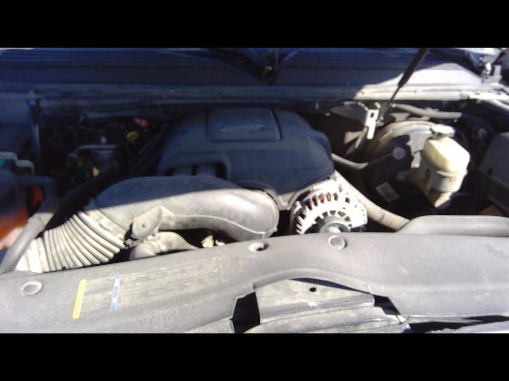 08-2013 CHEVROLET SUBURBAN 1500 Bottle Jack W Tools