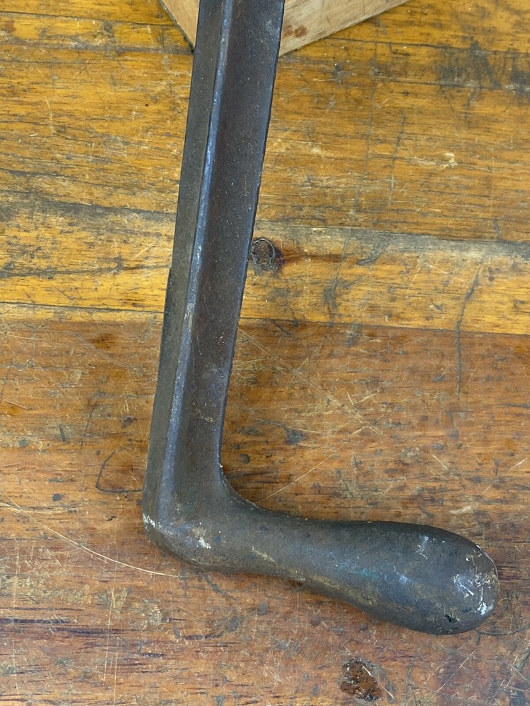 Antique Iron Handle ~ Crank, Turn, Spin ~ Hit or Miss Engine, Farm Implement?