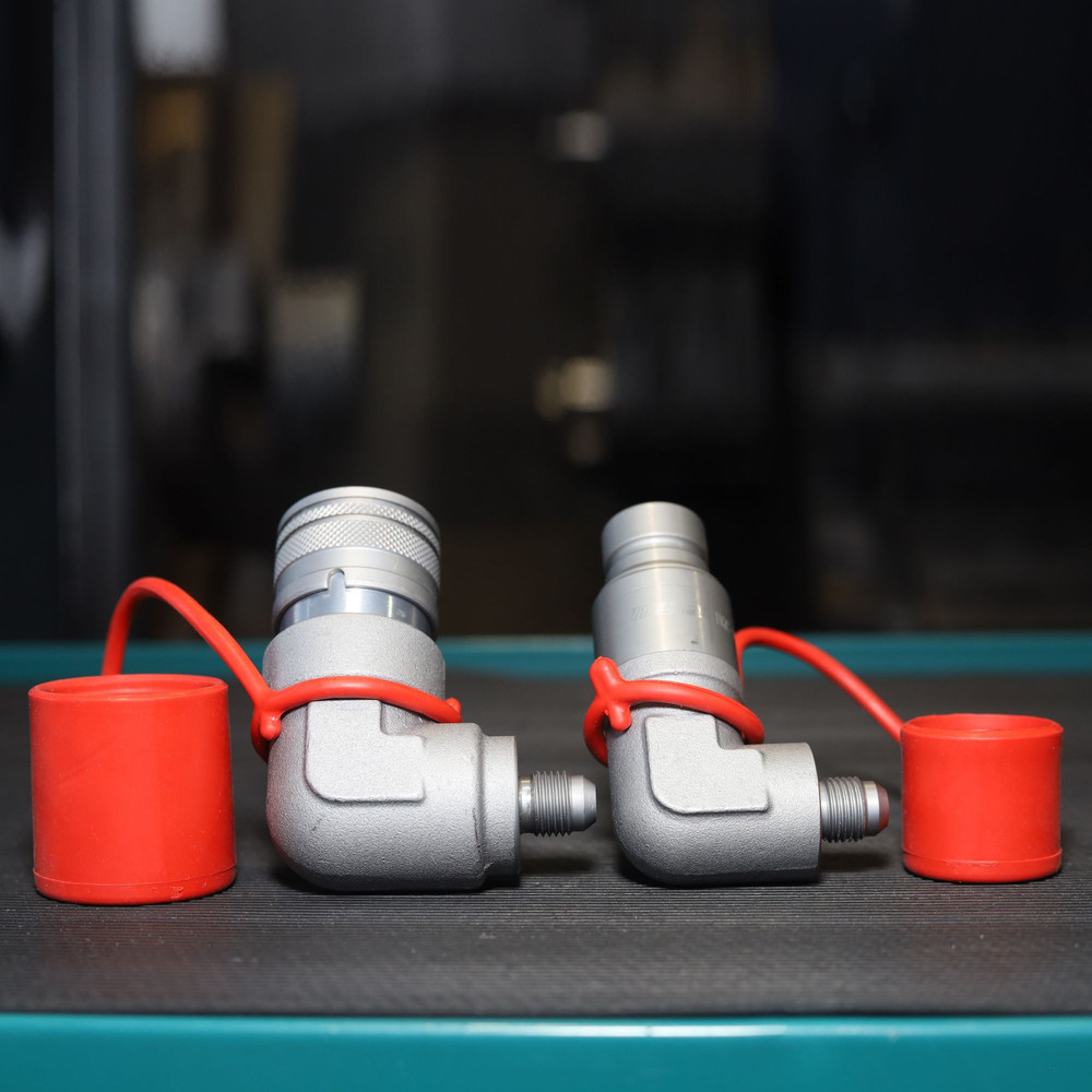 1/2″ 90 Degree Flat Face Hydraulic Quick Couplers Set - 3/8″ JIC Thread