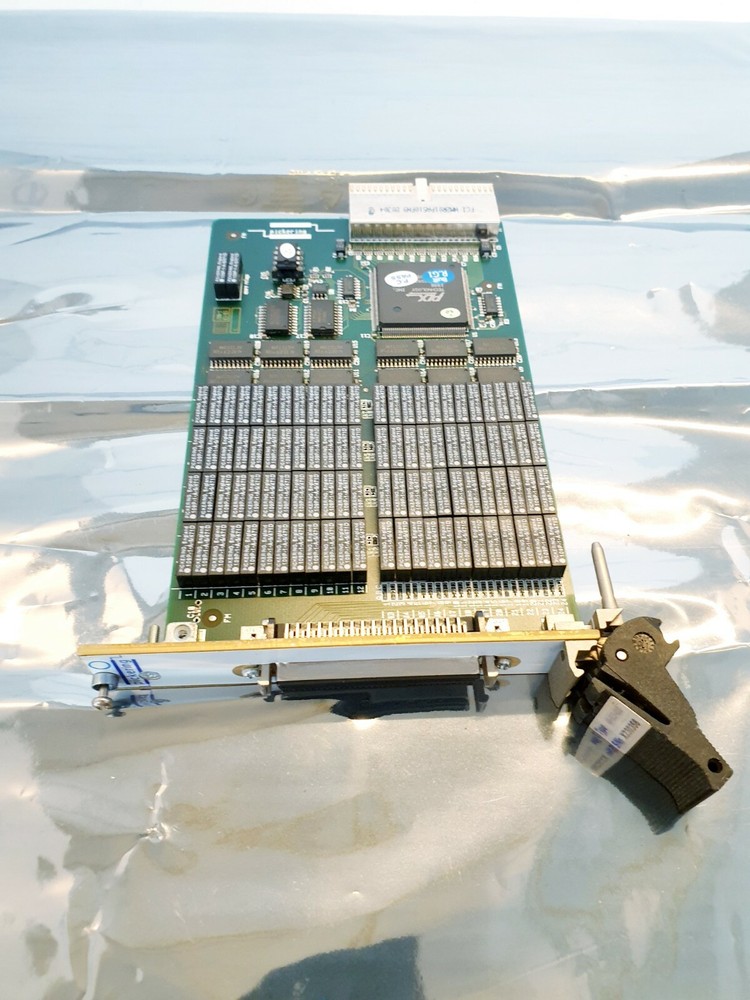 Pickering 40-513-021 Matrix PXI Module