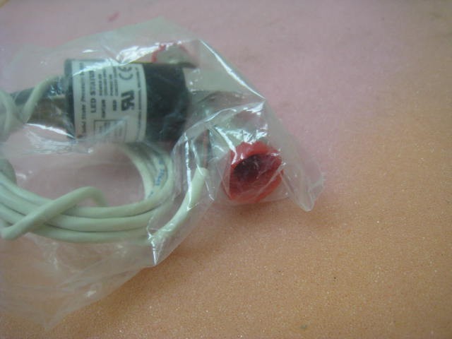 Staset EA100D-24 Solid State Pressure Switch