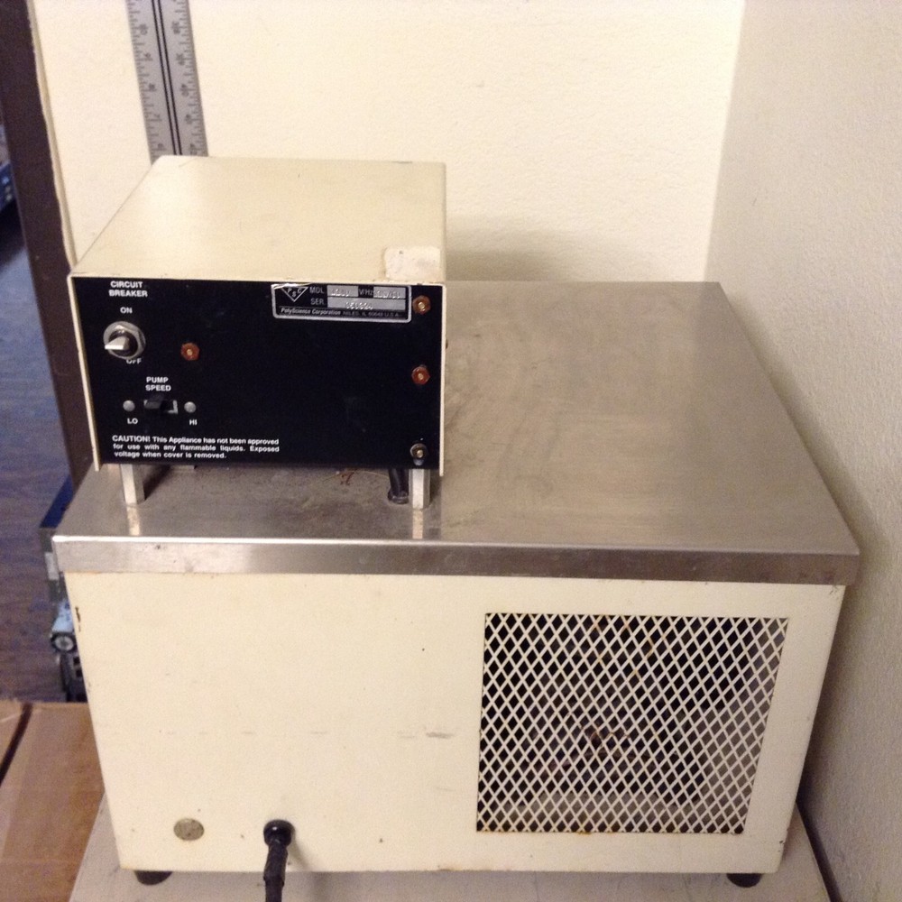 VWR 1140 REFRIGERATED/HEATED CIRCULATING BATH