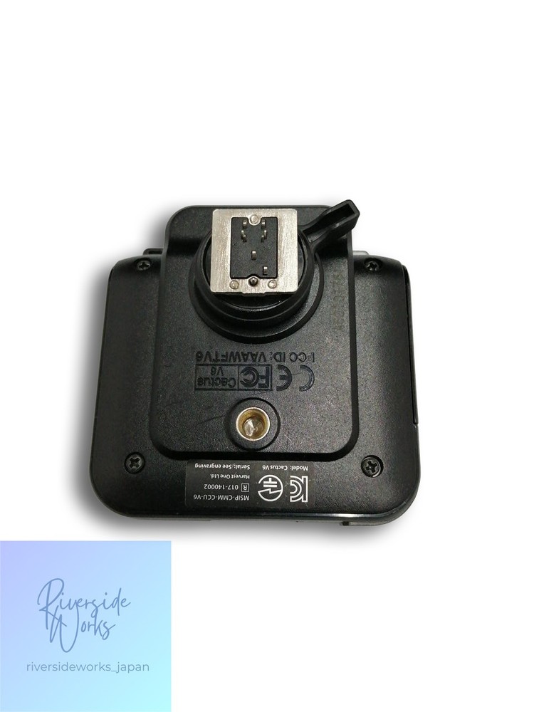 CACTUS V6 Wireless Flash Transceiver - Easy Setup