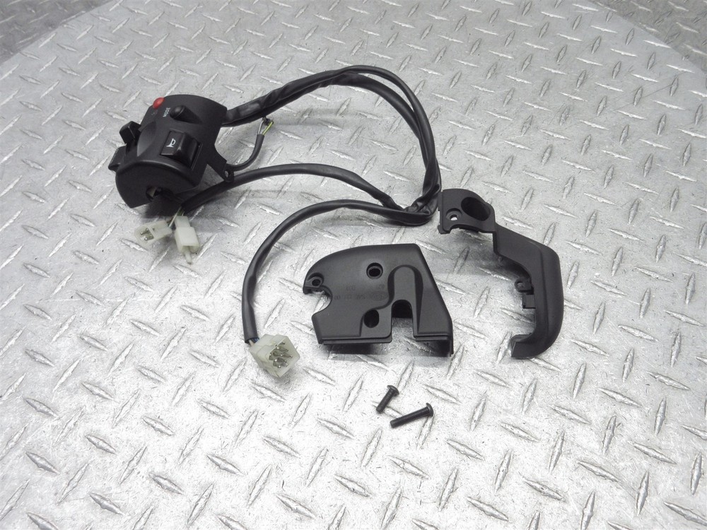 2003 01-04 Aprilia Atlantic 500cc Scooter Left Switch Handlebar Light Control