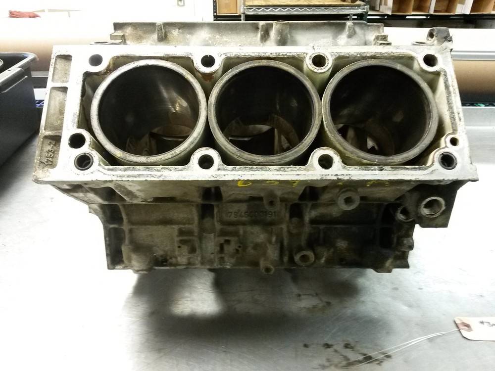 Engine Cylinder Block For 88-92 Eagle Premier 3.0 7946000191