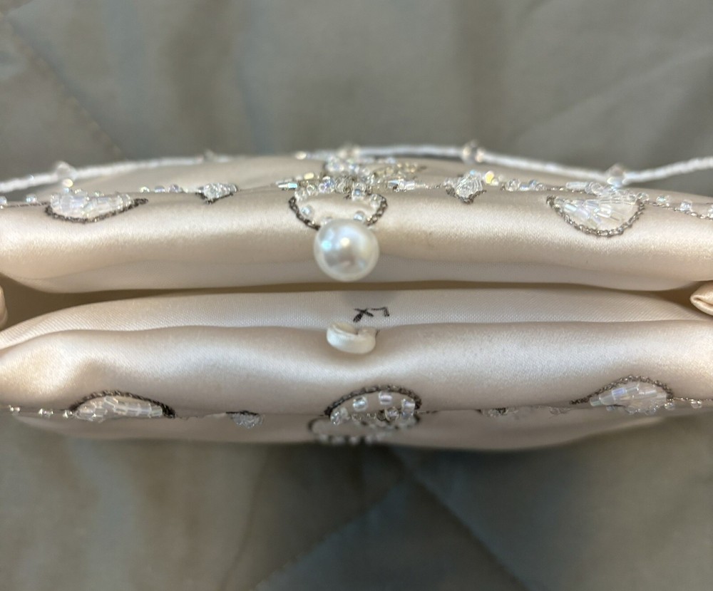 Satin small beaded ivory purse pre-owned for wedding