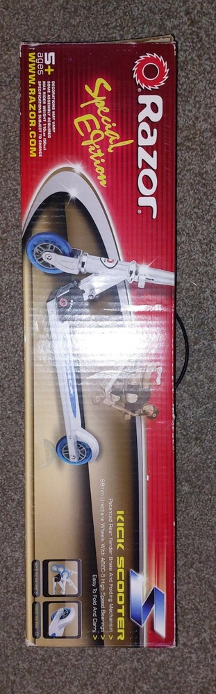 Razor Special Edition Steel Scooter-Red