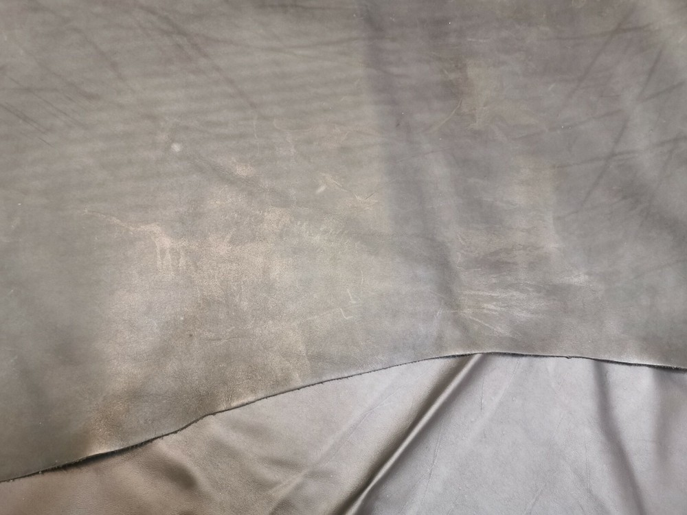 Top Grade Black Leather Shoulders