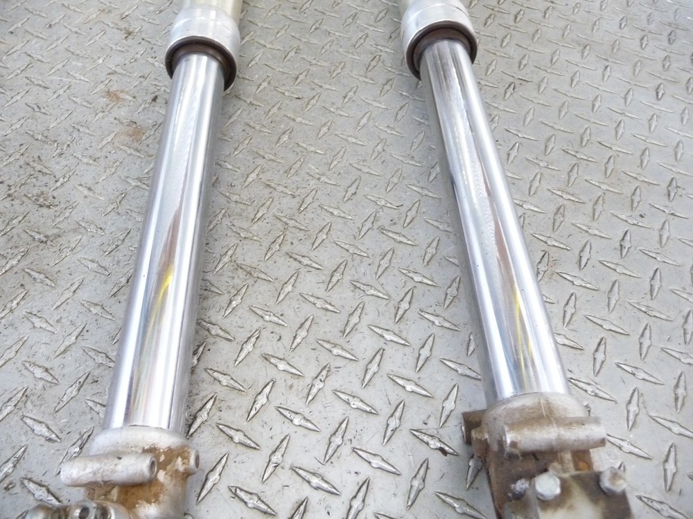 Yamaha YZ250 Fork Set with Axle #351