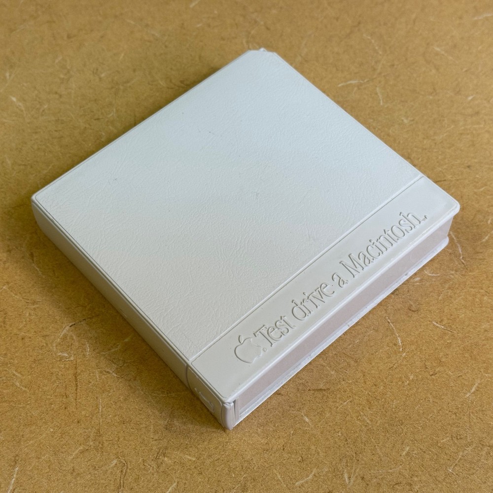 SELLER EXCLUSIVE _ "Test drive a Macintosh" disk box fr. 1984 Apple test program