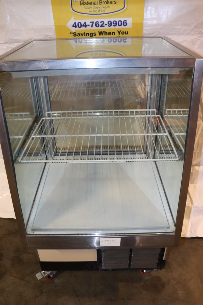 Federal Industries 31505C-2 Refrigerated Display Case, CLEAN, Rolling, Used