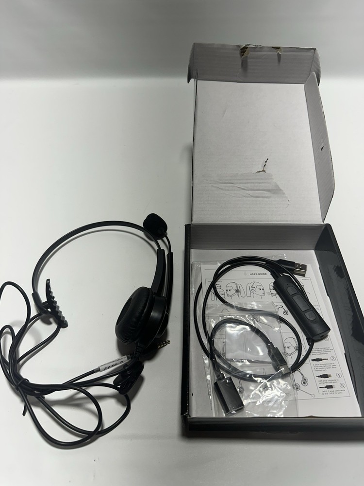 USB Headset with Microphone Wired PC Headphones USB-A USB-C Controls