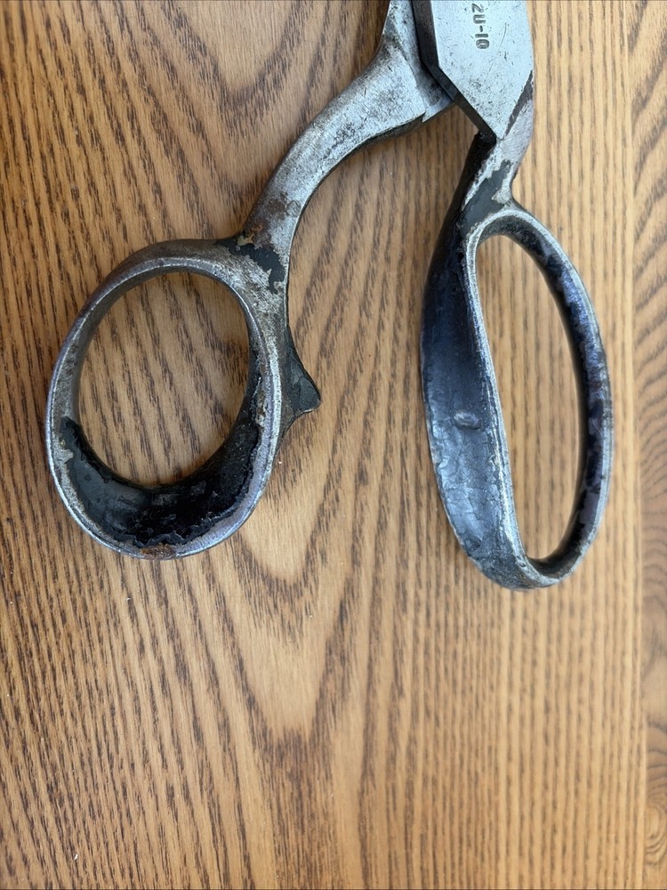 Compton USET Inlaid Upholstery Shears 10”