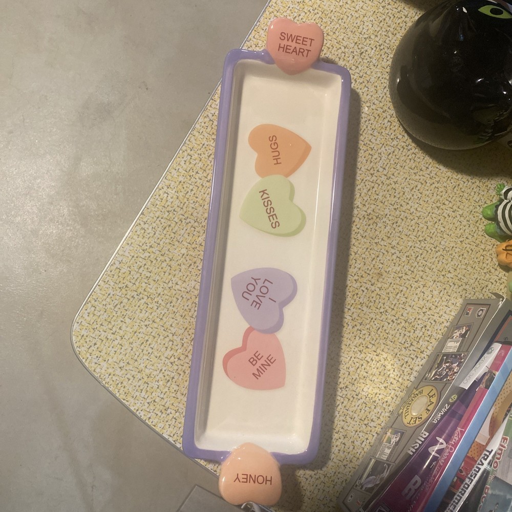 Valentines Candy Dish (Chipped on Bottom) See Pic