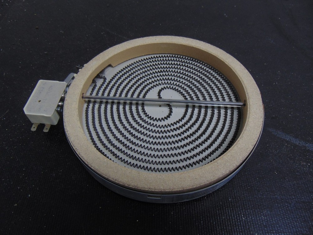 GE Range PB920DT1BB Surface Element 191D4162P002